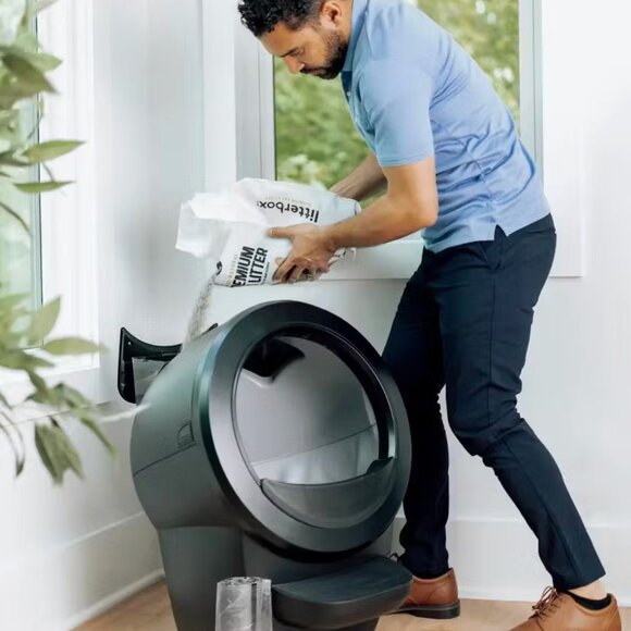 LITTER-HOPPER: LITTER ROBOT 4 FOR CATS - Picture 2 of 14